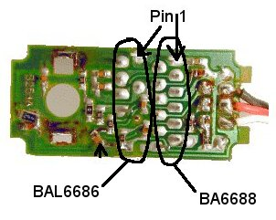 Figuur 11: Pin nummer 1 aanduiding van de IC's. Opdracht B. Varieer de voedingsspanning tussen 4-6V en meet de regulatorspanning aan pin 8 van de BA6688.