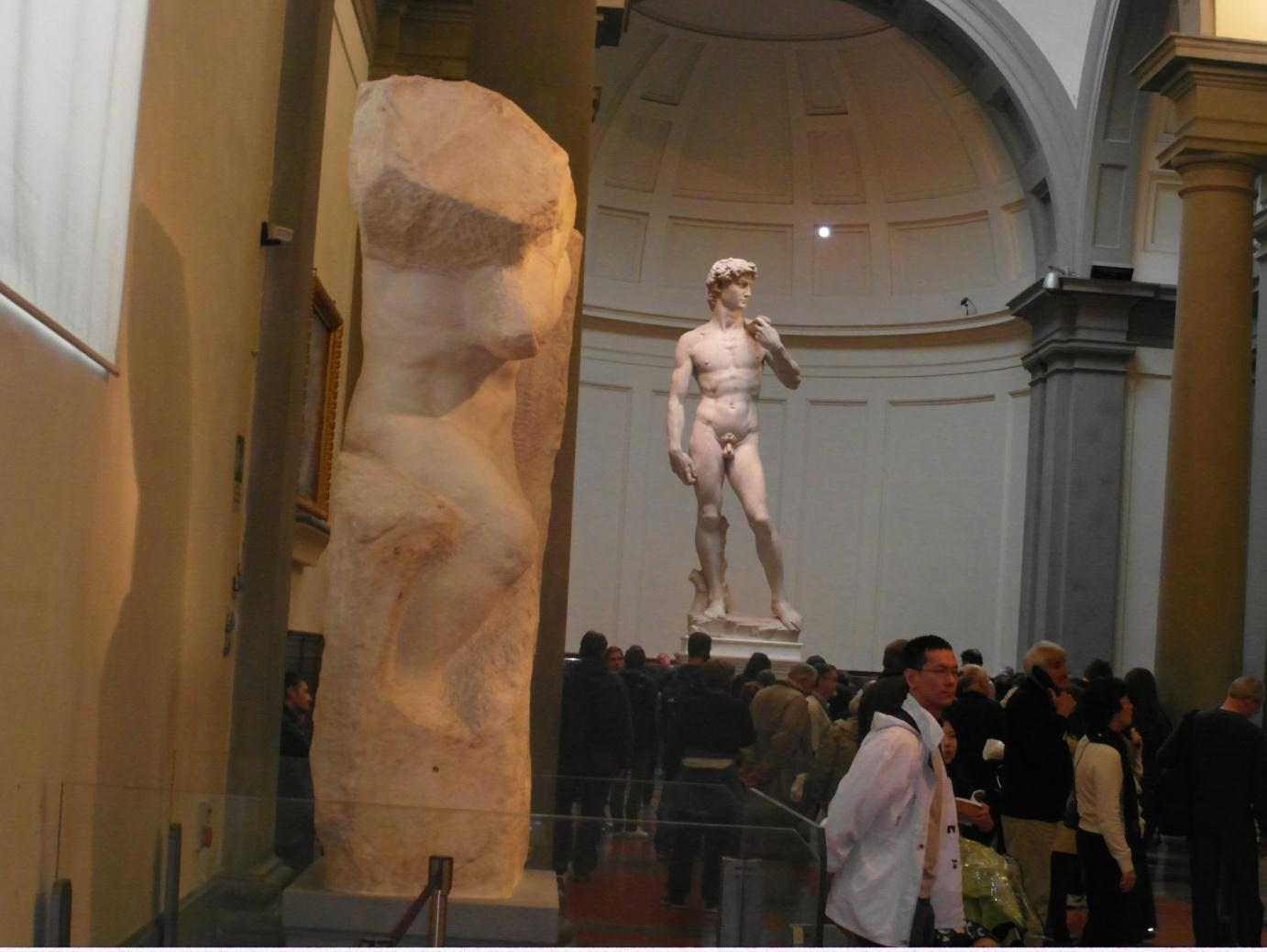 De David s van de andere kunstenaars in het Bargello waren natuulijk lang niet zo mooi. Alle beeldhouwkunst die we verder zagen op deze dag viel in het niet!