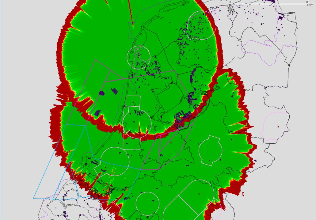 TNO-rapport TNO 2015 R11007 1.0 25 augustus 2015 79 / 106 4.2.7.2 Verlies aan bereik ten gevolge van schaduw windpark Uit de resultaten van paragraaf 4.2.5.2 blijkt eveneens dat de MASS radar Soesterberg al volledig wordt ondersteunt in het schaduwgebied achter het windpark door de TAR Schiphol West.