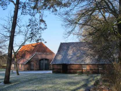 Kriegerdijk 9, Aalten Historisch boerderijcomplex met deels in vakwerk uitgevoerde onderdelen.