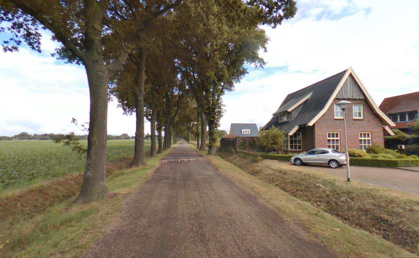 5. Goede west-oostelijke verbinding tussen Hoofdweg en Dalwweg ontbreekt 6. Onoverzichtelijke en onveilige situatie rondom viaduct N36/ Sibculoseweg/Garstweg in combinatie met fietsers 7.