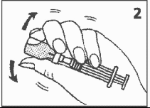 2. Schud de injectieflacon voorzichtig, zonder de naald uit de injectieflacon te halen, totdat de GlucaGen volledig is opgelost en de oplossing helder is. 3.