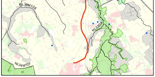 De bodem bestaat uit zand. Het profiel is rechthoekig of trapeziumvormig met abrupte overgangen van land naar water.