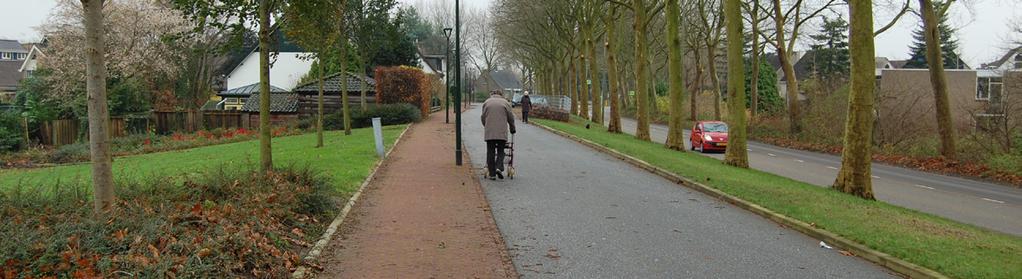 Vanaf het water wordt de onderdoorgang onder de snelweg als onveilig ervaren. De spoortunnel bij de Noldijk is te smal voor wandelaars.