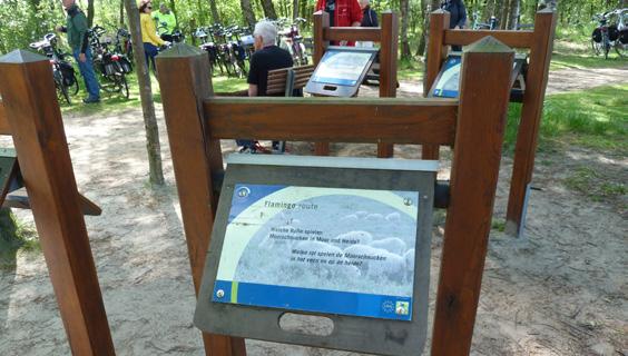 rijk is aan natuur. Natuur is kwetsbaar, recreatie en natuur gaan niet altijd samen. Natuureducatie draagt bij aan natuurbehoud, ook in de vorm van natuurspelen.