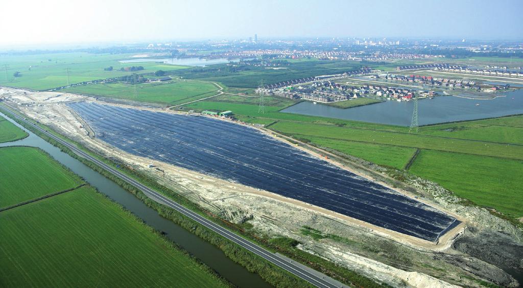 Concept damwandpolder De damwandpolder is een folieconstructie welke geplaatst wordt tussen twee permanente grondkerende constructies (bv. stalen damwanden).