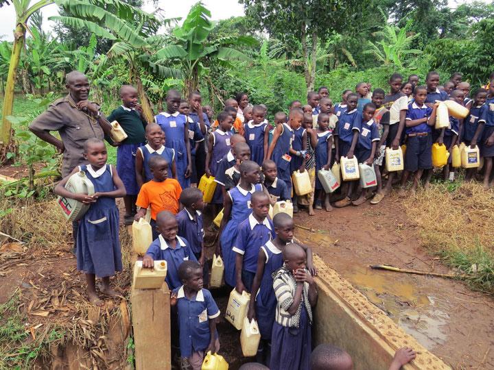 Verwachte resultaten: - Een waterpomp op het terrein van GG, waardoor de school kan voorzien in eigen waterbehoefte.