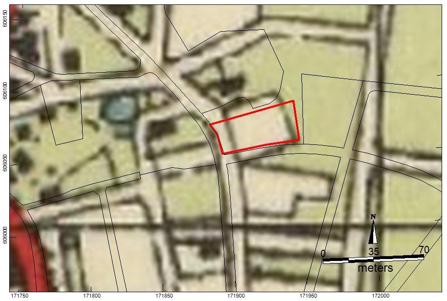 Op een kaart uit 1932 is de percelering helemaal veranderd. Ten oosten van het perceel is een pad aanwezig. Het plangebied zelf is in gebruik als moestuin of akker.