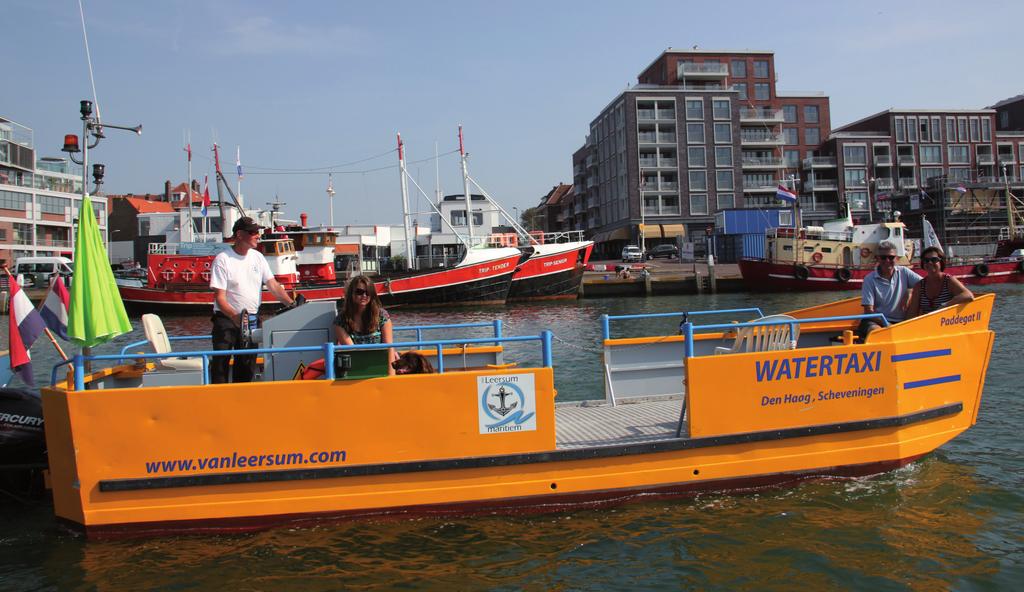 Rond de Haven 2016 Succesvolle watertaxi mag drie jaar langer doorvaren Foto: Gemeente Den Haag van de op- en afstaplocaties, afspraken met betrokken partijen.