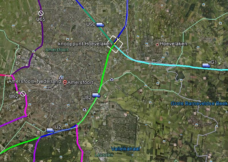 Over de A28 vindt transport van gevaarlijke stoffen plaats. Rijkswaterstaat houdt tellingen van het vervoer van gevaarlijke stoffen op de weg bij.