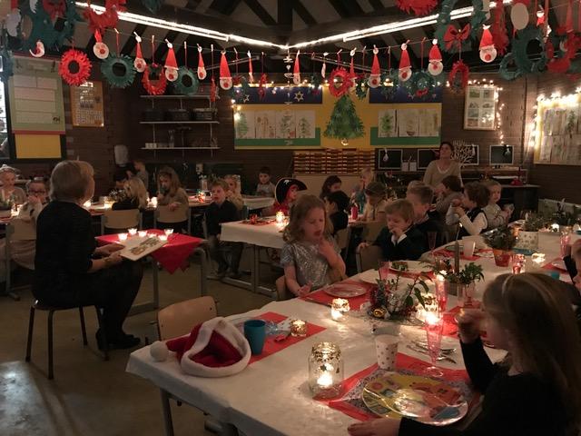 Graag met vermelding van de naam van je kind en de groep waar hij/zij in zit. Alle activiteiten die we als OR samen met het team organiseren zijn de 'kersen op de taart'.