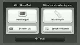 2 Controles l r De volgende controllers kunnen met deze software worden gebruikt wanneer ze met het systeem zijn gesynchroniseerd: Wii U GamePad Ga naar het HOMEmenu en kies CONTROLLER- INSTELLINGEN