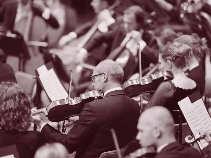 10 Het Radio Filharmonisch Orkest maakt deel uit van de Stichting Omroep Muziek, samen met het Groot Omroepkoor en de productieafdeling van de concertseries van Radio 4 (NTR en AVROTROS).