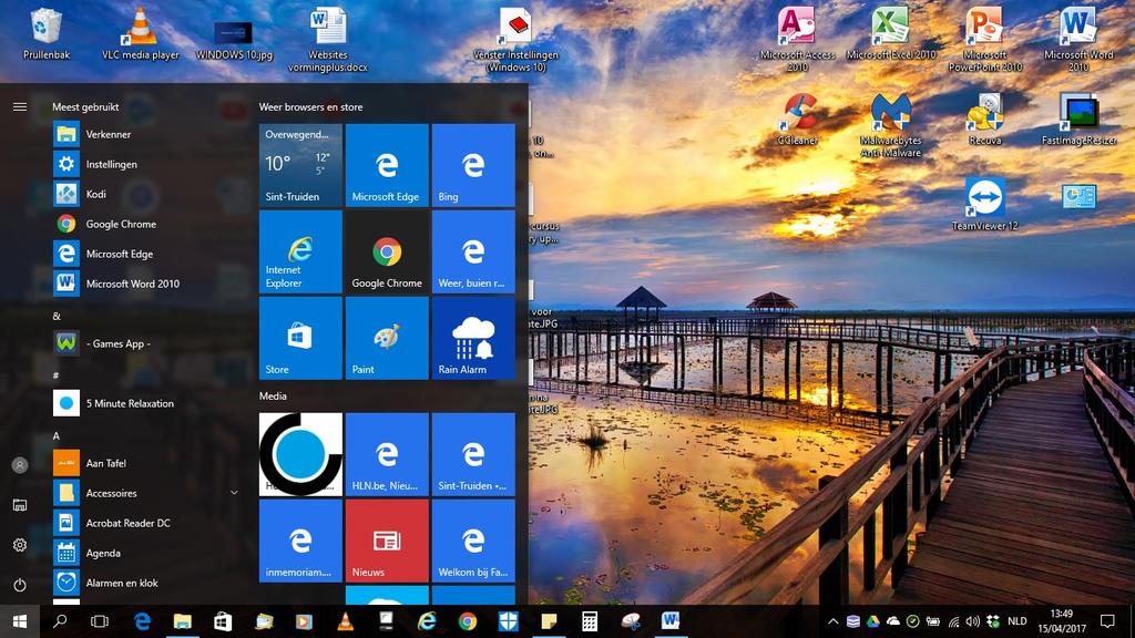 Windows 10 Windows 10 is het recentste besturingssysteem van Microsoft, de opvolger van Windows 7, 8 en 8.1. Windows 10 kreeg zijn eerste grote update (Anniversary Jubileum)begin augustus 2016.