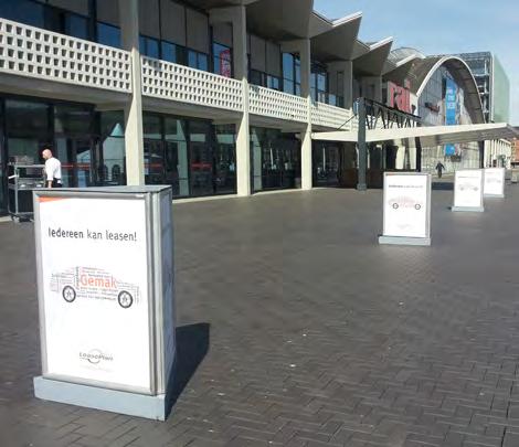 De borden kunnen op het voorterrein, in de buurt van de hoofdingang worden geplaatst. De locaties zijn variabel en worden in goed overleg toegewezen. Formaat 84cm breed x 118cm hoog Tarief 1 2.