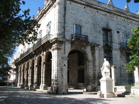 oriëntatie op inrichting Palacio del Segundo Cabo,'Havana,'Cuba in: Jaarverslag 2014) en dit zou kunnen worden voortgezet.