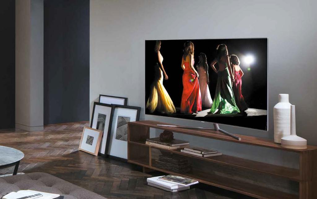 ULTRA HD QLED TV QE 55 Q 7 F 138 138 122,5 * Perfecte kleuren dankzij Quantum dot technologie. Unieke invisible cable : slechts één onzichtbare kabel die alle randapparatuur met de TV verbindt.