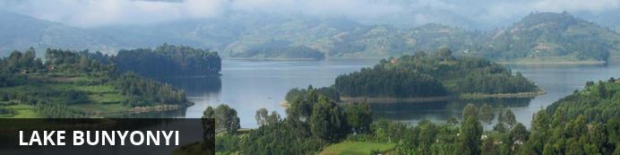 P a g i n a 9 Day 8: Lake Bunyonyi (Sun, 16 February) Lake Bunyonyi is het tweede grootste krater meer in Afrika. Het uitzicht op de 29 kleine eilanden in het meer is indrukwekkend.