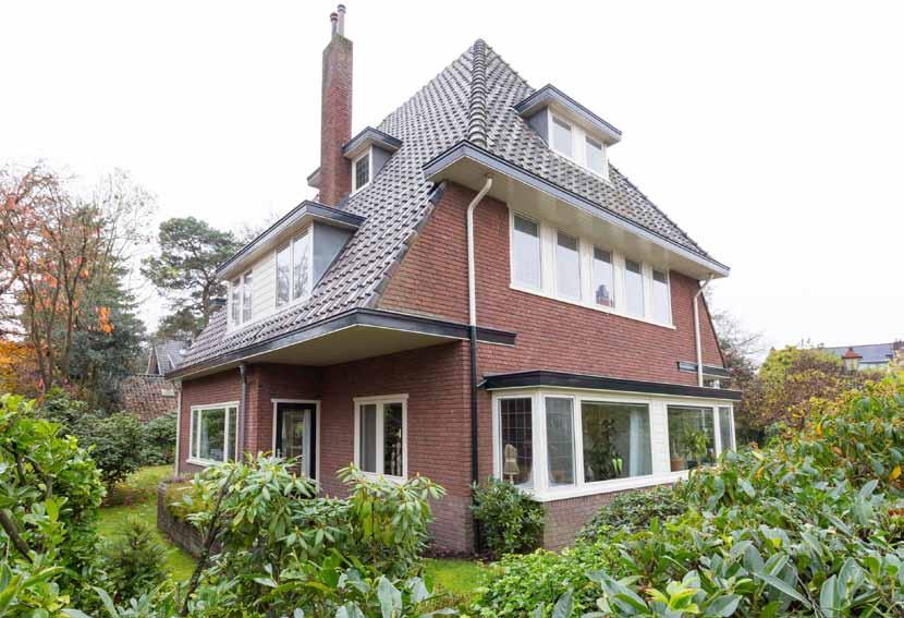 Buys Ballotstraat 11 Amersfoort Vrijstaande villa met diverse bijgebouwen en een
