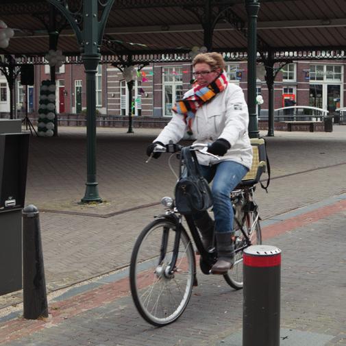 Inhoudsopgave 1.Voorwoord 5 2. Inleiding 6 3. Doelstelling Fietsagenda 8 4. Speerpunten 11 1. Speerpunt Rijden: Snelfietsroutes en doorfietsroutes. 11 2. Speerpunt Doorstromen 14 3.