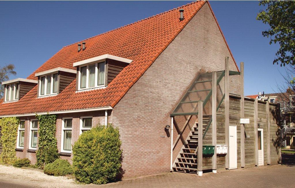 BELEGGINGSOBJECT OF VOOR EIGEN GEBRUIK; 3 VERHUUR APPARTEMENTEN WESTSTRAAT 2A, 2B EN 2D 4484 AA KORTGENE Vrijblijvende informatie De adviseur: Bart Brinkman