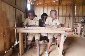 Van deze bonen wordt vervolgens chocola gemaakt. Helaas komt kinderarbeid op de cacaoplantages in Ivoorkust nog veel voor.