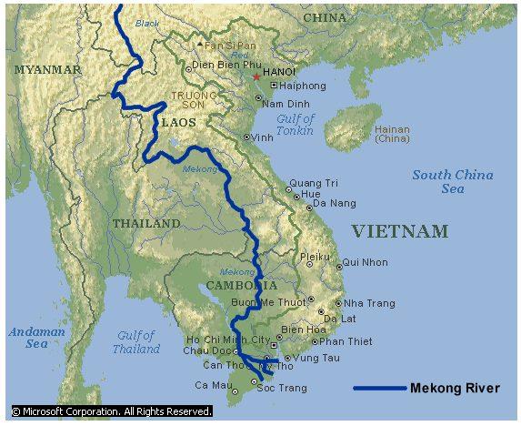 SITUERING + INLEIDING DUURZAAMHEIDSVRAAGSTUK De Mekong Delta is een gebied in het zuidwesten van Vietnam waar de rivier Mekong in de Zuid-Chinese Zee uitmondt.