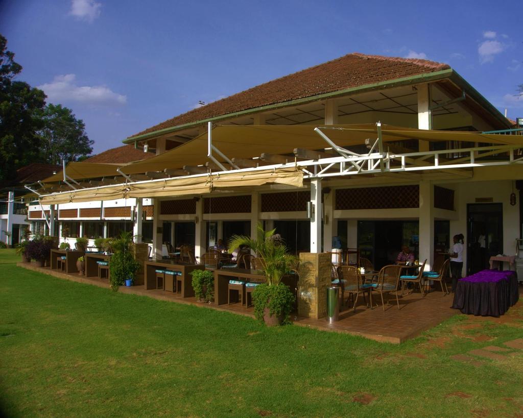 DAG 3 MUTHAIGA GOLF CLUB Muthaiga Golf Club is één van de meest luxe en mooiste golfbanen in Oost-Afrika en is in 2015 benoemd tot beste golfclub van Kenia.