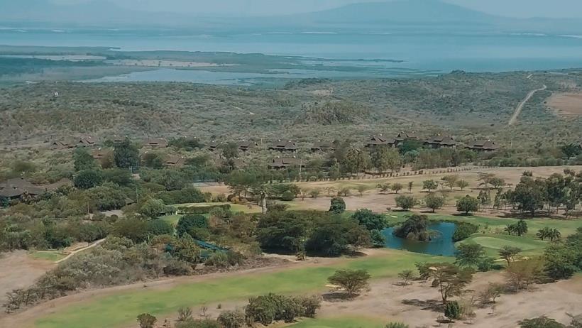 NACHT 4 en 5 GREAT RIFT VALLEY LODGE & GOLF RESORT Kamer met