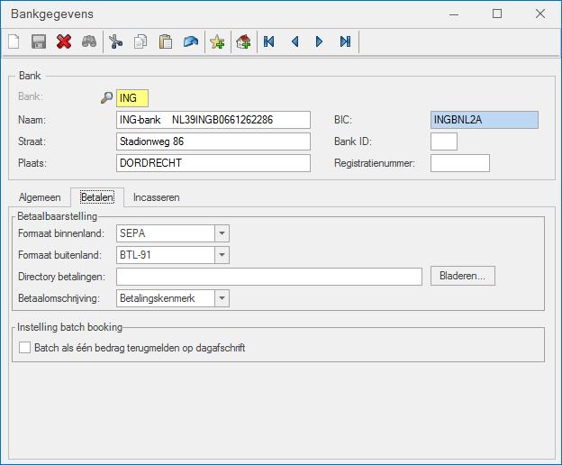 2.3 De bankgegevens in Unit4 Multivers Online completeren Om de koppeling te gebruiken moet u in Unit4 Multivers Online nog de directories (de bestandspaden) voor de import van de ING vastleggen (zie