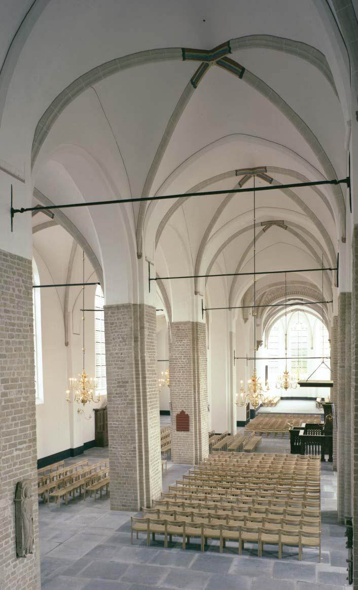 Utrechtse visie religieus erfgoed bijlagen: 09-05-2017 - blz. 13 Foto: Het beeld van de Nicolaïkerk wordt sterk bepaald door de afleesbaarheid van de middeleeuwse bouwgeschiedenis.