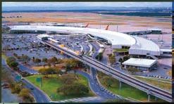 Op Brisbane Airport komt een hangar van Virgin Blue, de Australische lage-kostenmaatschappij, voor het onderhoud aan Boeing 737 s.
