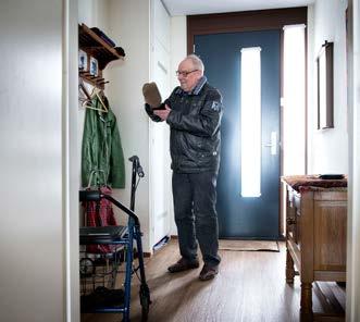 Een goede relatie staat bij ons voorop. Meneer Manders (69) Ik woon in mijn eigen appartement in Klaverhof in Roermond. Dat gaat heel goed. Wat ik kan, doe ik zelf.