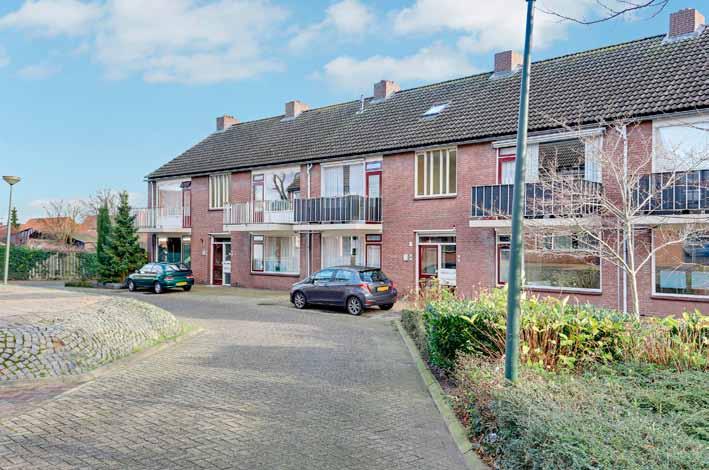 SMIDSHOF 25 RAAMSDONKSVEER Soort woning Bouwtype Status Bouwjaar Ligging Woonopp. Perceelopp.