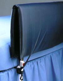 Bekleding voor bedsponde blauw Veiligheid & mobiliteit in en rond het bed, bedsponden Deze bekleding wordt over de bedsponde bevestigd, vb. bij onrustige personen.