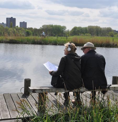 Met de eenvoudige app met fiets en wandelroutes is het