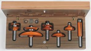 isplays 6-delige meubel- en keukendeurenfreessets GEPATENTEER 800.515-800.520 Maak rechte en gebogen panelen in dezelfde kwaliteit als die van gespecialiseerde fabrikanten.