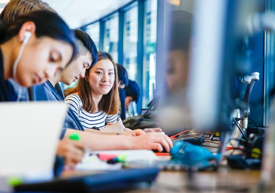 Programma studiekeuze Duik in je studiekeuze Workshop voor jongeren In een interactief spel kom je achter de dieper liggende motieven die belangrijk (b) lijken te zijn bij het maken van een keuze.