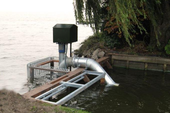 2.3 Instandhouden van het watersysteem (2017: 41 mln) Rijnland onderhoudt kunstwerken (inlaten, gemalen, stuwen) en watergangen, om ervoor te zorgen dat die goed functioneren.