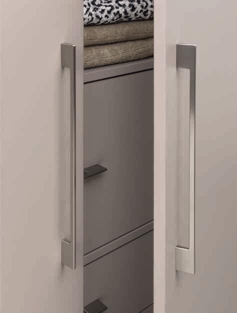 Dit is de ideale kast welke in vrijwel elke gewenste breedte en hoogte speciaal voor u te maken is. Een Twist kast staat voor maximale opbergruimte.