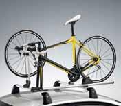BMW fietsendrager voor trekhaak om twee fietsen te vervoeren. Uitbreidingset voor derde fiets optioneel verkrijgbaar. Met ledverlichting.