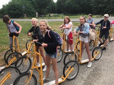 Het is een flinke klus geworden, omdat we inmiddels veel mensen en veel parttimers hebben in ons team. Daarnaast groeit de school en komen nieuwe leerkrachten ons team versterken.