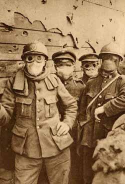 Slag bij Verdun te lezen staat,... drie mannen en een mitrailleur een heel bataljon helden tegenhouden. Het karakter van de oorlog was fundamenteel en definitief veranderd.
