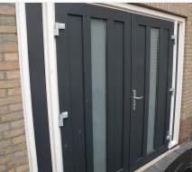 cm. Kozijnenkoning levert voordeuren als achterdeur, deze zijn zwaarder van kwaliteit en uitgevoerd met een 5 puntsslot met sluithaken.