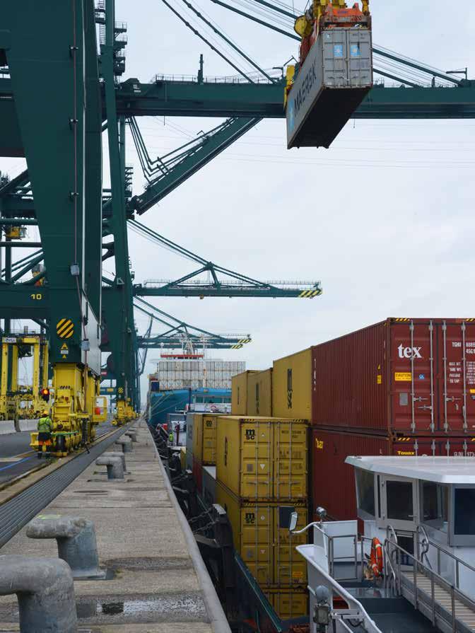 KETENEFFICIËNTIE, TOPPRIORITEIT IN DE ANTWERPSE HAVEN Een efficiënte keten is gebouwd rond basisprincipes zoals transparantie, duurzame oplossingen, snelle en betrouwbare verbindingen en