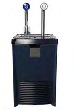 bruisend water 0,75 liter grijs T.b.v. plat water 0,75 liter blauw Keukenblok incl.boiler, koelkast 180 liter, 2 pits elec.