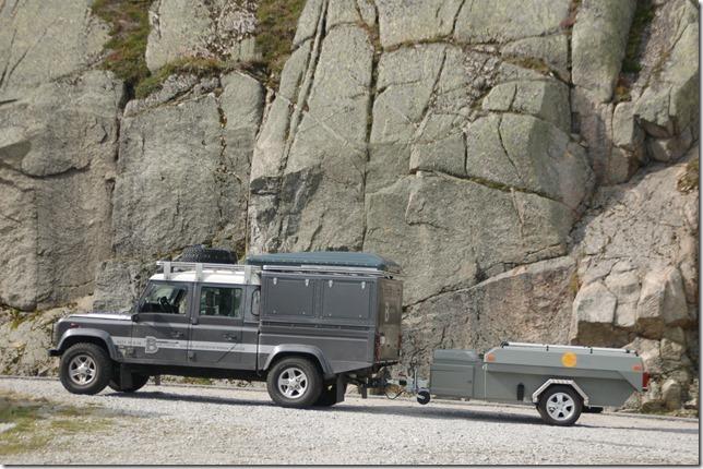 Inleiding Met de Zambezi heeft u de beste tenttrailer aangeschaft die er op de markt is. Alleen de beste materialen worden bij de beste fabrikanten verwerkt, zonder concessies te doen aan de prijs.