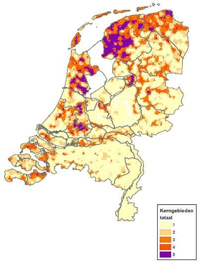 38 5.1.2 Verspreiding Weidevogels worden overal in het agrarisch gebied van Nederland aangetroffen. Maar tussen regio s kunnen grote verschillen in dichtheid bestaan.