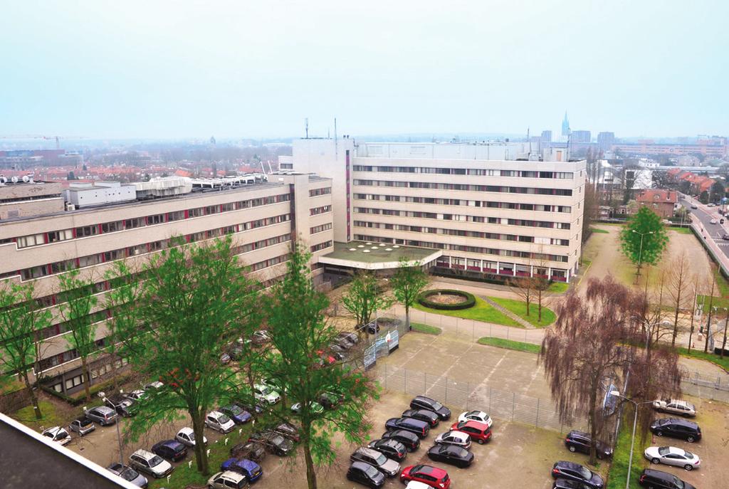 Het terrein is ook tijdelijk in gebruik voor diverse buurtfuncties zoals een voetbalkooi, parkeergelegenheid, oefening van de marechaussee en toneelvoorstellingen.