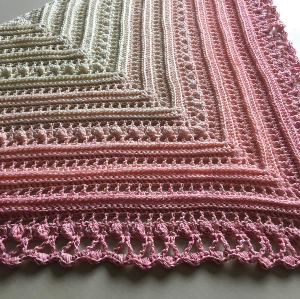 Secret Paths shawl NL Origineel patroon van Mijo Crochet (voor meer informatie zie voettekst) Diagrammen door Elke theolinchen412 op Ravelry, Deze staan op de laatste pagina Nederlandse vertaling